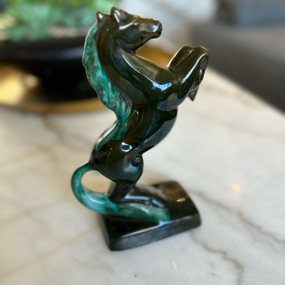 Blue Mountain Horse Vintage Glazed Pottery Rearing Horse Stallion - Picture 2 of 4